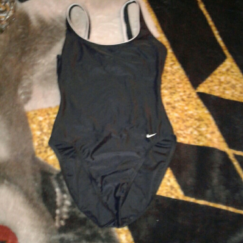 Never Worn Black Nike one piece swimsuit